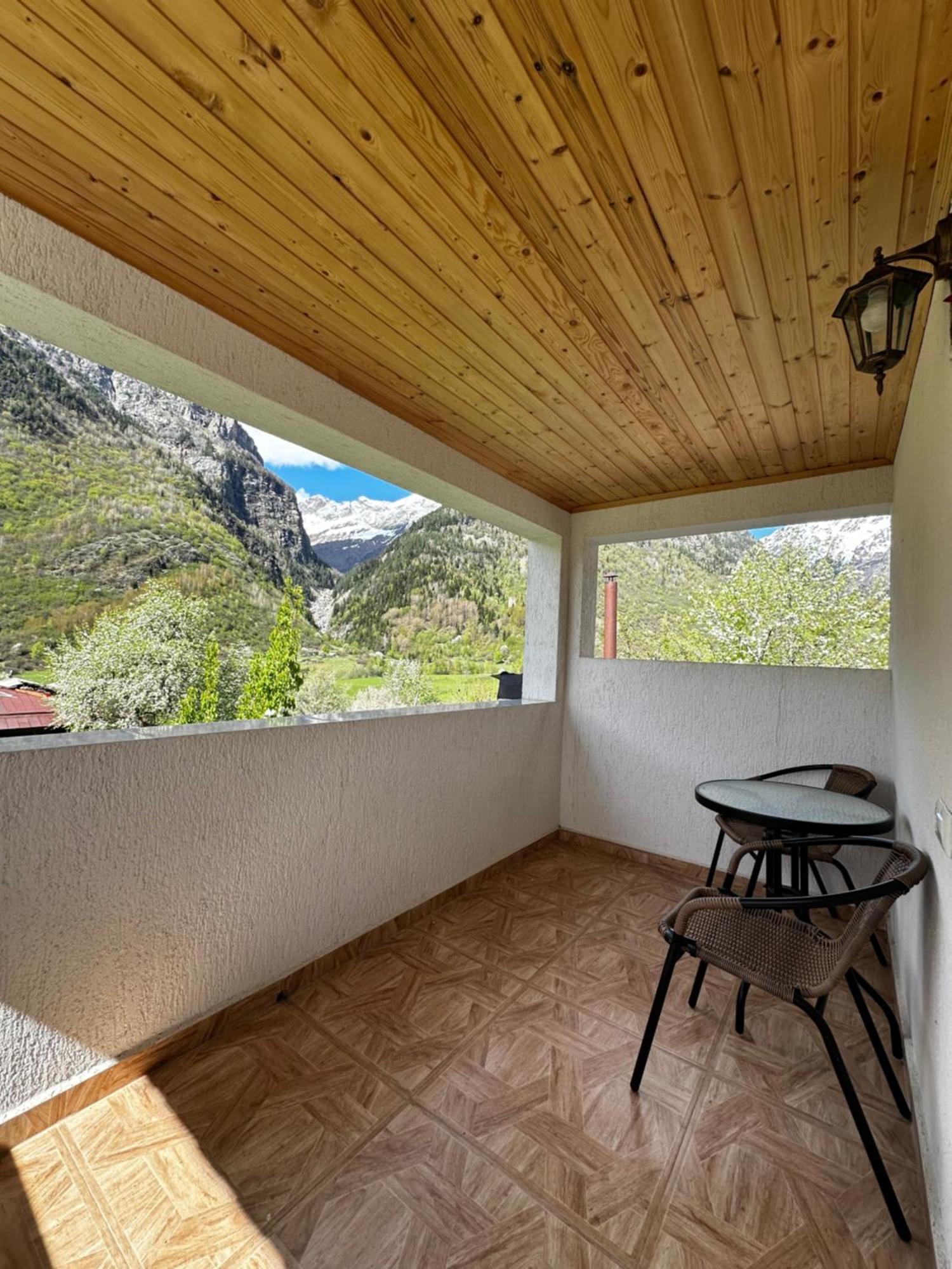 Guest House Victor Zhabeshi Buitenkant foto