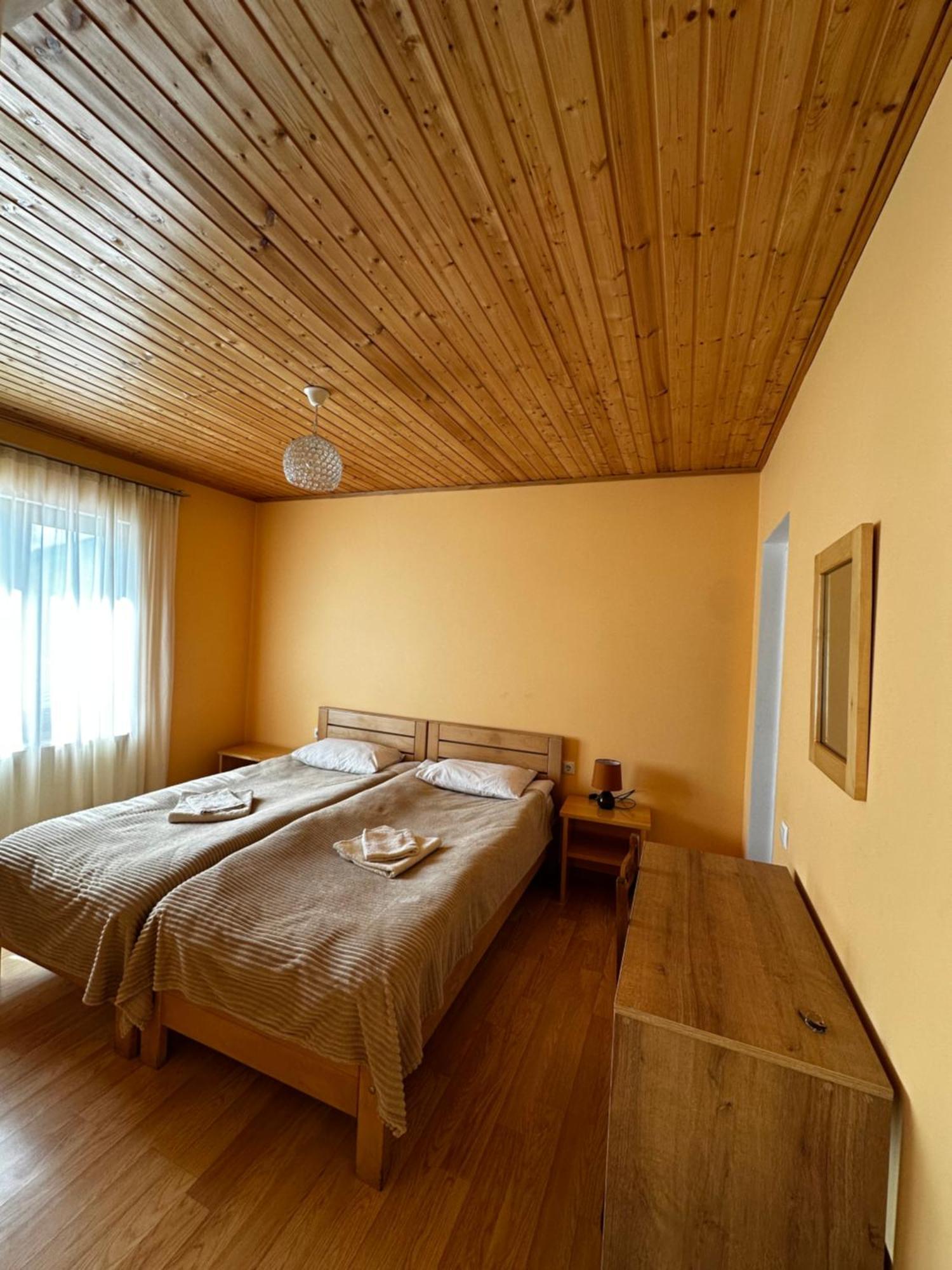 Guest House Victor Zhabeshi Buitenkant foto