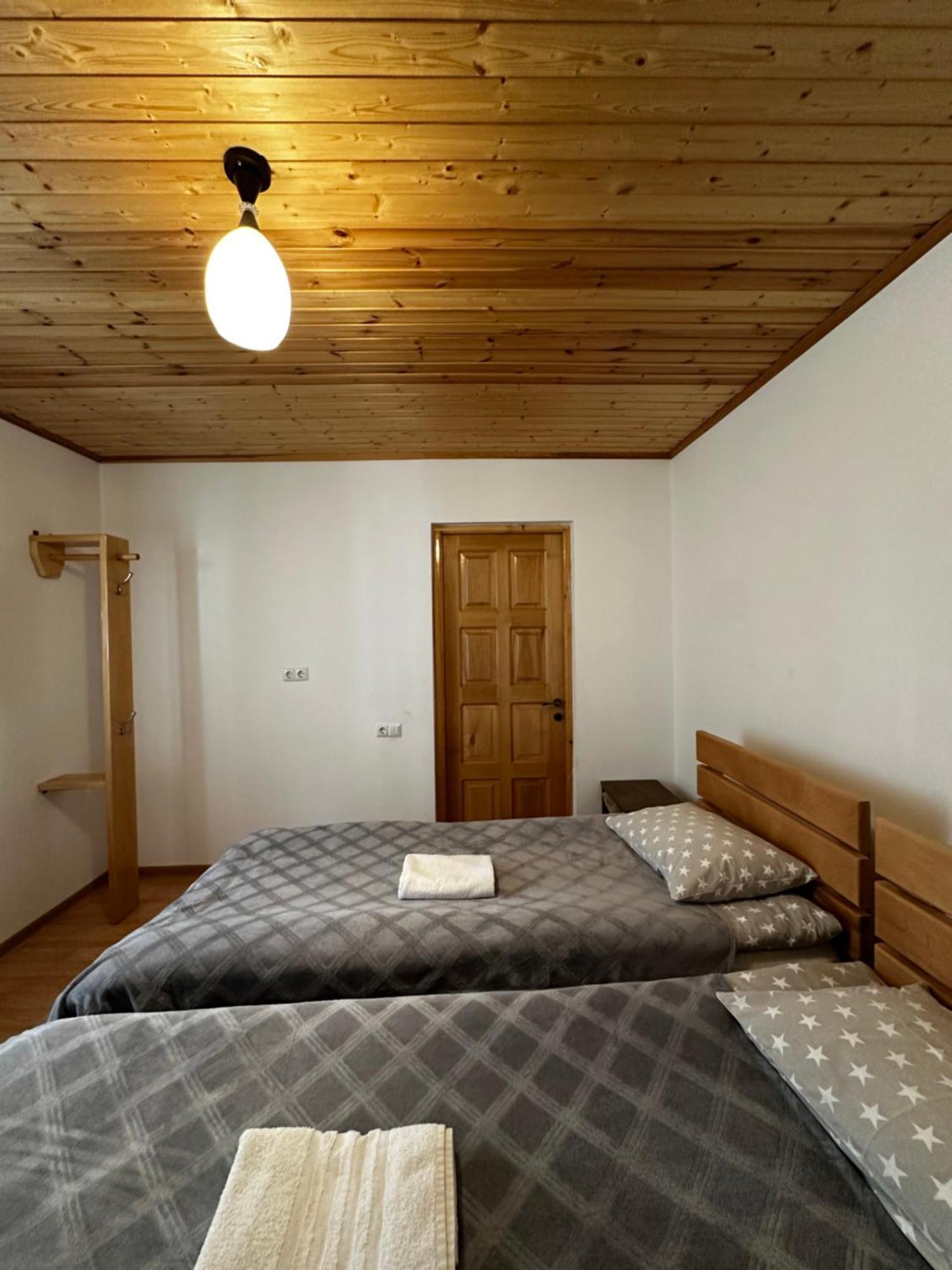 Guest House Victor Zhabeshi Buitenkant foto