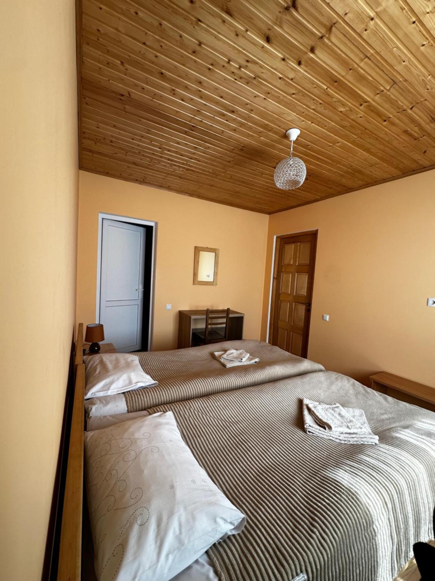 Guest House Victor Zhabeshi Buitenkant foto